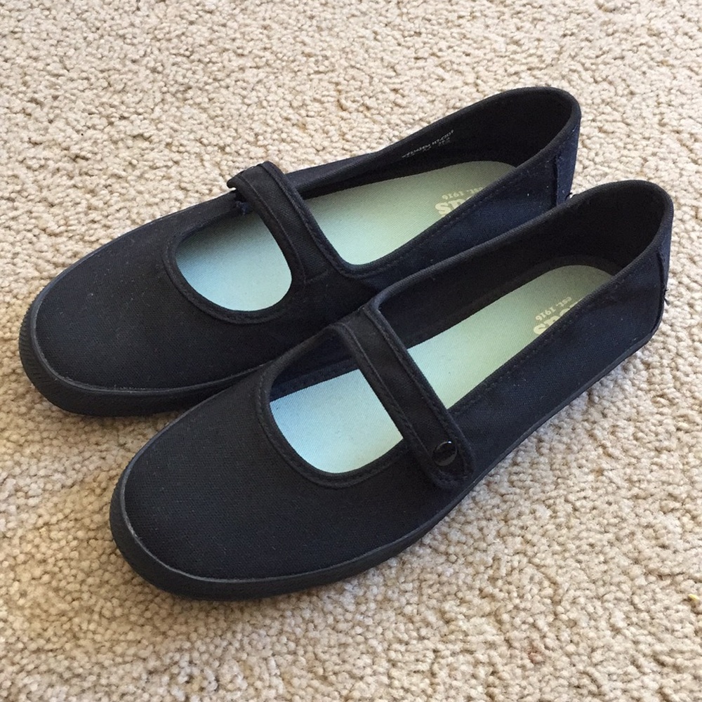 Women’s used keds maryjane style sneaker size 8